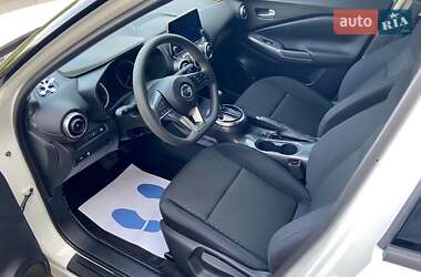 Внедорожник / Кроссовер Nissan Juke 2021 в 