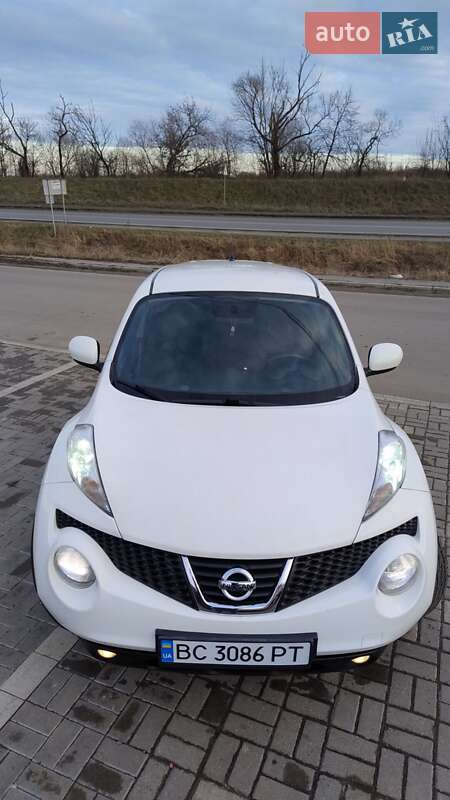 Позашляховик / Кросовер Nissan Juke 2012 в Стрию