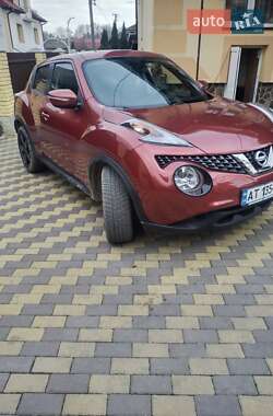 Позашляховик / Кросовер Nissan Juke 2016 в 