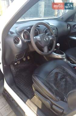Внедорожник / Кроссовер Nissan Juke 2019 в 