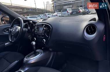 Внедорожник / Кроссовер Nissan Juke 2011 в 