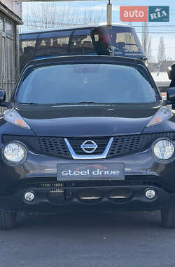 Внедорожник / Кроссовер Nissan Juke 2011 в 