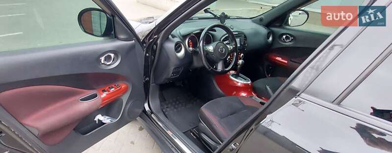 Внедорожник / Кроссовер Nissan Juke 2011 в Одессе