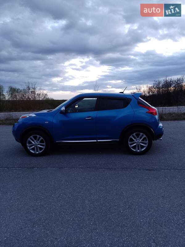 Внедорожник / Кроссовер Nissan Juke 2010 в Тернополе