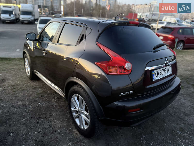 Внедорожник / Кроссовер Nissan Juke 2011 в Киеве