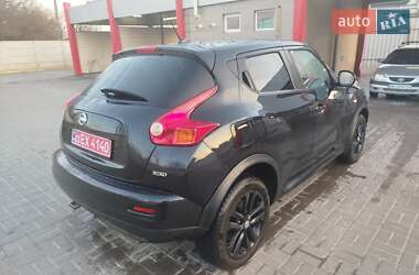 Внедорожник / Кроссовер Nissan Juke 2011 в 