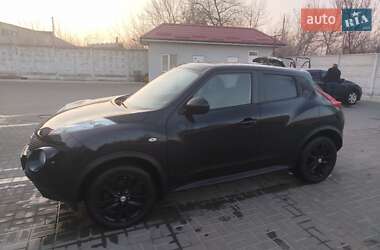 Внедорожник / Кроссовер Nissan Juke 2011 в 
