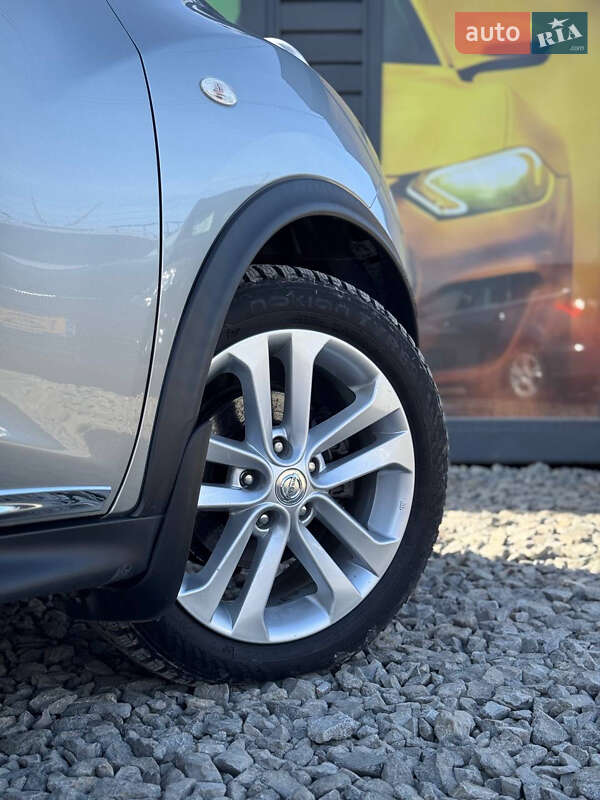 Внедорожник / Кроссовер Nissan Juke 2011 в Стрые