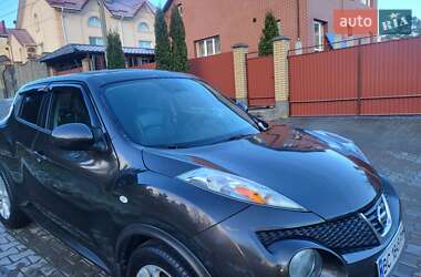 Внедорожник / Кроссовер Nissan Juke 2011 в 