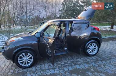 Внедорожник / Кроссовер Nissan Juke 2011 в 