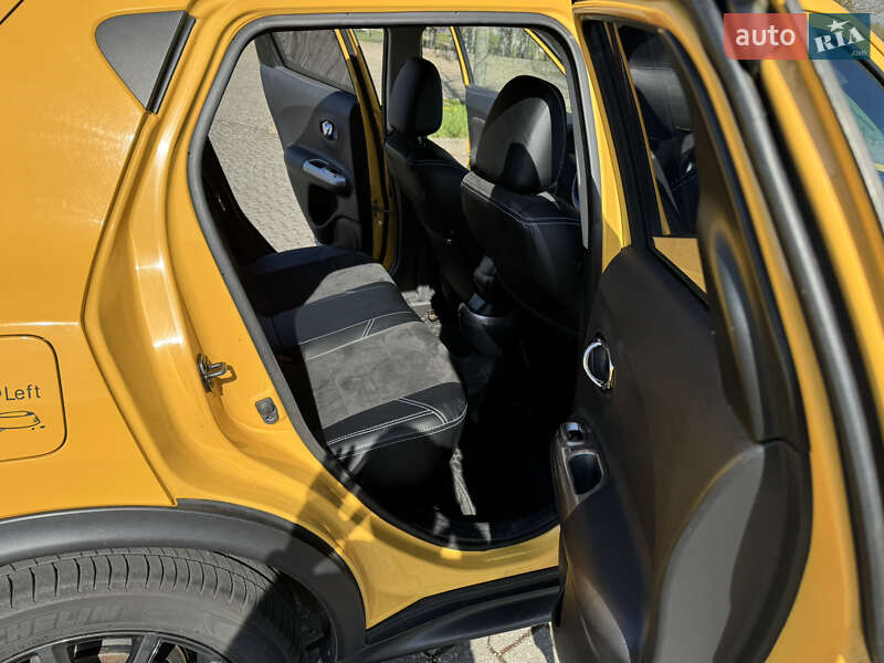 Позашляховик / Кросовер Nissan Juke 2015 в Львові
