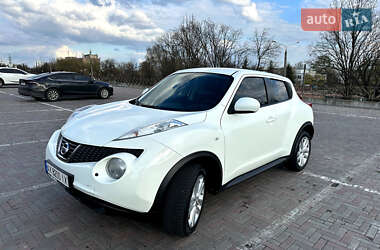 Внедорожник / Кроссовер Nissan Juke 2013 в 