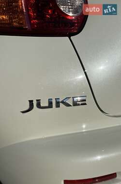 Внедорожник / Кроссовер Nissan Juke 2011 в 