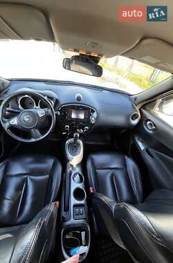 Внедорожник / Кроссовер Nissan Juke 2011 в 