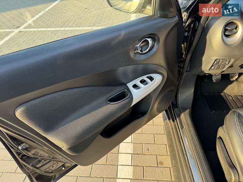 Позашляховик / Кросовер Nissan Juke 2012 в Калуші