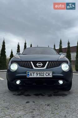 Внедорожник / Кроссовер Nissan Juke 2010 в 