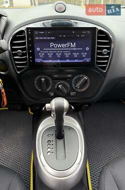 Внедорожник / Кроссовер Nissan Juke 2014 в 
