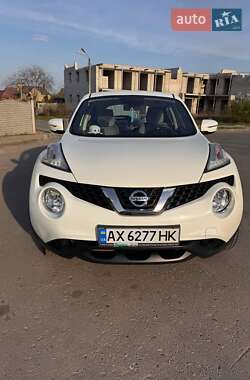 Внедорожник / Кроссовер Nissan Juke 2017 в 