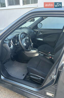 Внедорожник / Кроссовер Nissan Juke 2014 в 