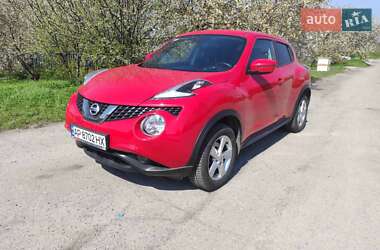 Внедорожник / Кроссовер Nissan Juke 2018 в 