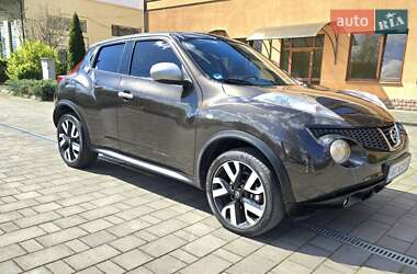 Внедорожник / Кроссовер Nissan Juke 2012 в 