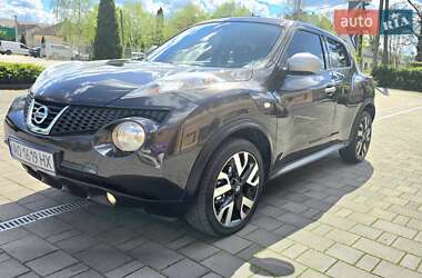 Внедорожник / Кроссовер Nissan Juke 2012 в 