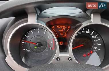 Внедорожник / Кроссовер Nissan Juke 2014 в 