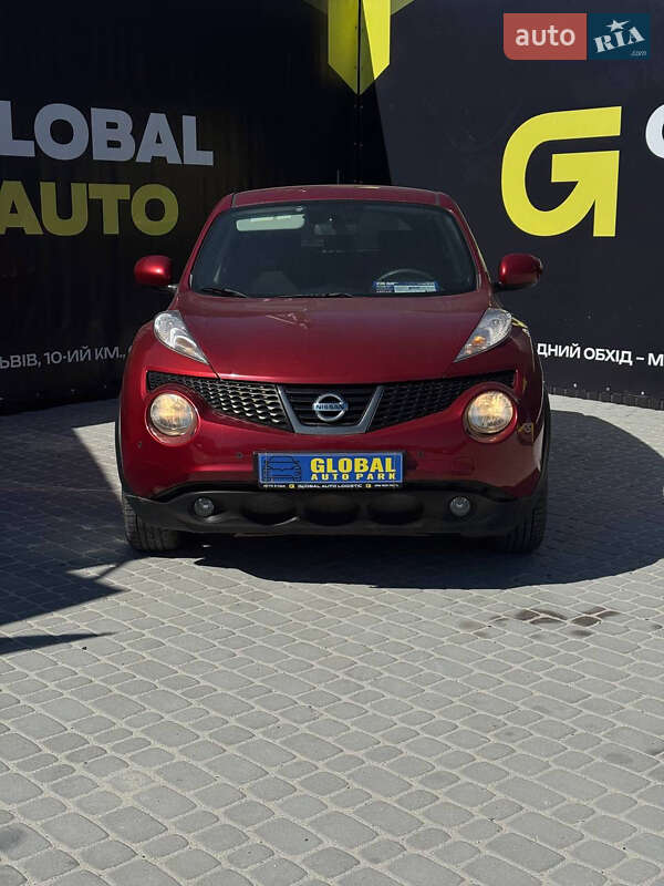 Внедорожник / Кроссовер Nissan Juke 2012 в 