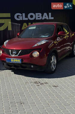Внедорожник / Кроссовер Nissan Juke 2012 в 