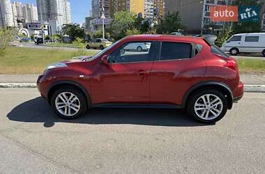 Позашляховик / Кросовер Nissan Juke 2014 в 