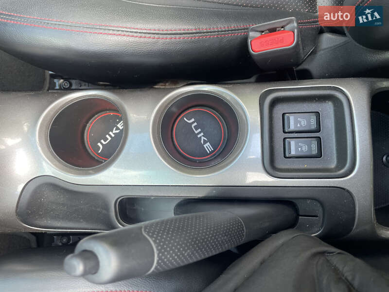 Внедорожник / Кроссовер Nissan Juke 2015 в Трускавце