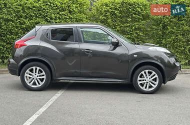 Внедорожник / Кроссовер Nissan Juke 2012 в 