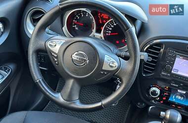 Позашляховик / Кросовер Nissan Juke 2012 в 