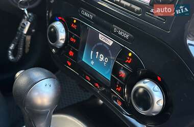 Позашляховик / Кросовер Nissan Juke 2012 в 