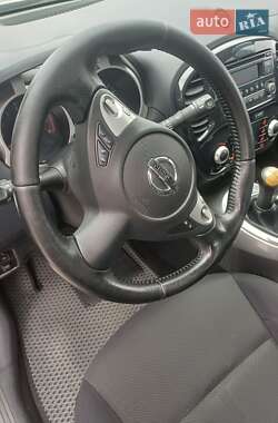 Внедорожник / Кроссовер Nissan Juke 2012 в 