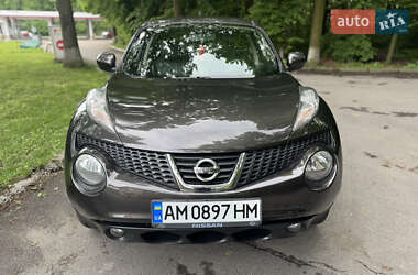 Внедорожник / Кроссовер Nissan Juke 2012 в 