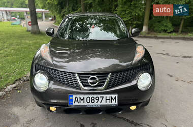 Внедорожник / Кроссовер Nissan Juke 2012 в 