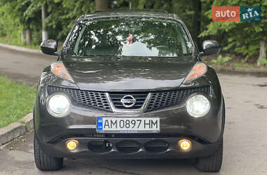 Внедорожник / Кроссовер Nissan Juke 2012 в 