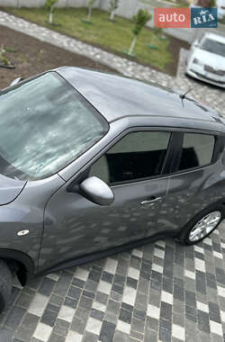 Внедорожник / Кроссовер Nissan Juke 2014 в 