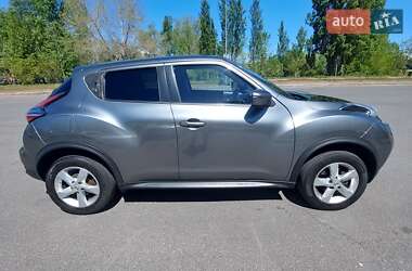 Позашляховик / Кросовер Nissan Juke 2019 в 