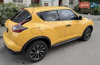 Позашляховик / Кросовер Nissan Juke 2014 в 