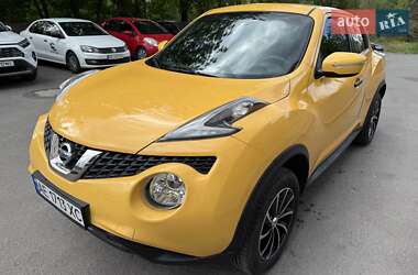 Позашляховик / Кросовер Nissan Juke 2014 в 