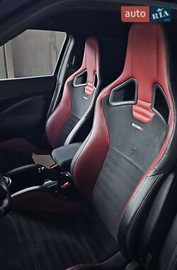 Внедорожник / Кроссовер Nissan Juke 2015 в 