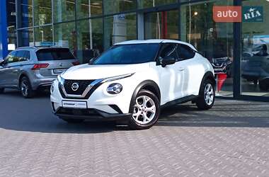Позашляховик / Кросовер Nissan Juke 2021 в 