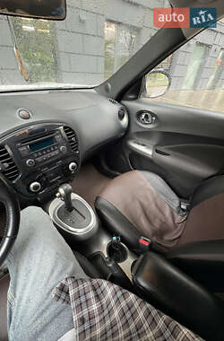 Внедорожник / Кроссовер Nissan Juke 2012 в 