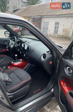 Внедорожник / Кроссовер Nissan Juke 2011 в 