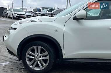 Позашляховик / Кросовер Nissan Juke 2012 в 