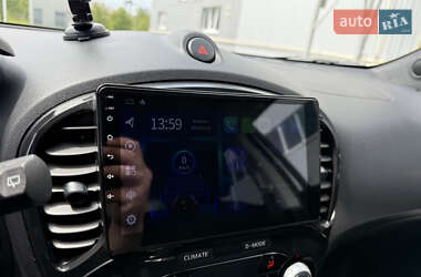 Внедорожник / Кроссовер Nissan Juke 2012 в 