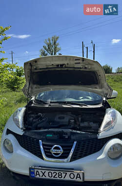 Внедорожник / Кроссовер Nissan Juke 2011 в 