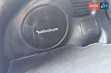 Внедорожник / Кроссовер Nissan Juke 2014 в 